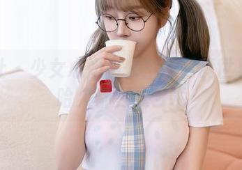 星颜社 - 少女心妍小公主的写真世界：让哈欠都变成艺术