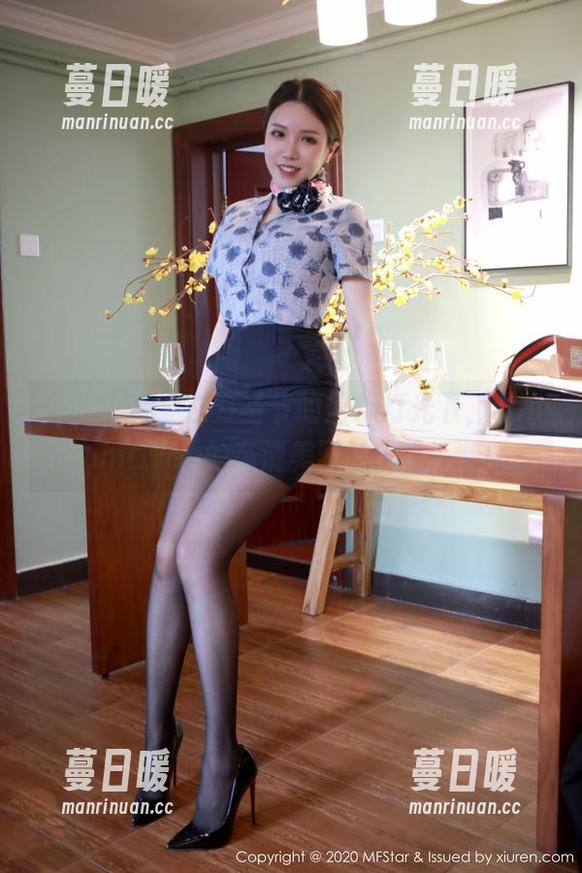 模范学院-Jennanni_Jen 模范学院 - 在万圣节的闪烁灯光下,Jennanni_Jen的高清美图让人目不转睛!