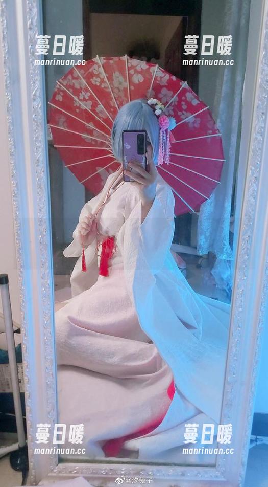 汐兔子 汐兔子:写真图册中的秘密,打开后请自备小心脏哦!