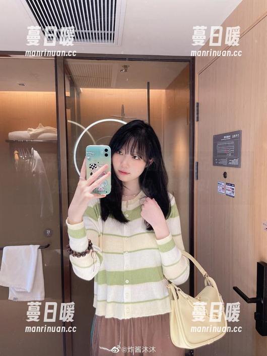 炸酱沐沐 炸酱沐沐与贝尔法斯特的随拍日记,图册免费,懒得耍花招,真纯粹!