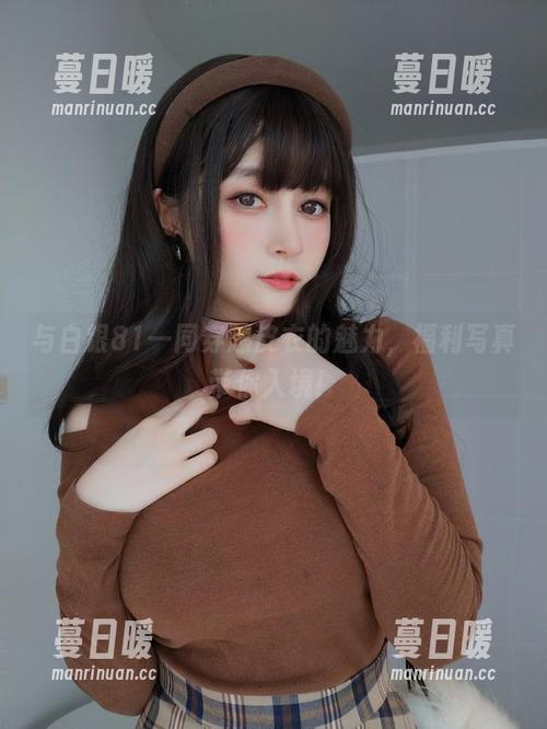 白银81 与白银81一同穿越皮衣的魅力,福利写真带你入境!