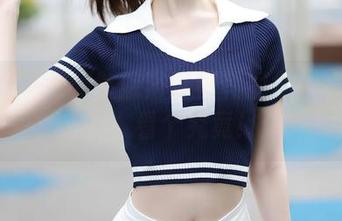 秀人网 - z杯悠悠浴缸福利图集：水汽朦胧，看个究竟！
