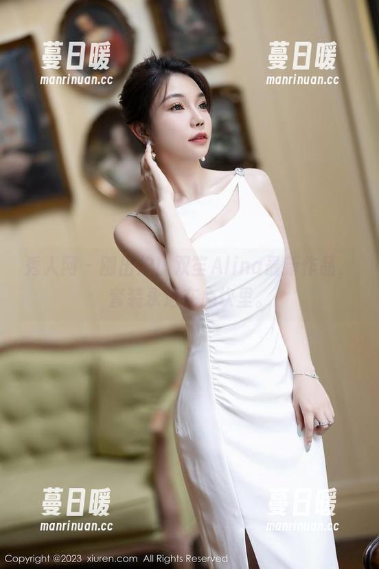 秀人网-双笙Alina 秀人网 - 刚出炉!双笙Alina最新作品,套装永远在心坎里。