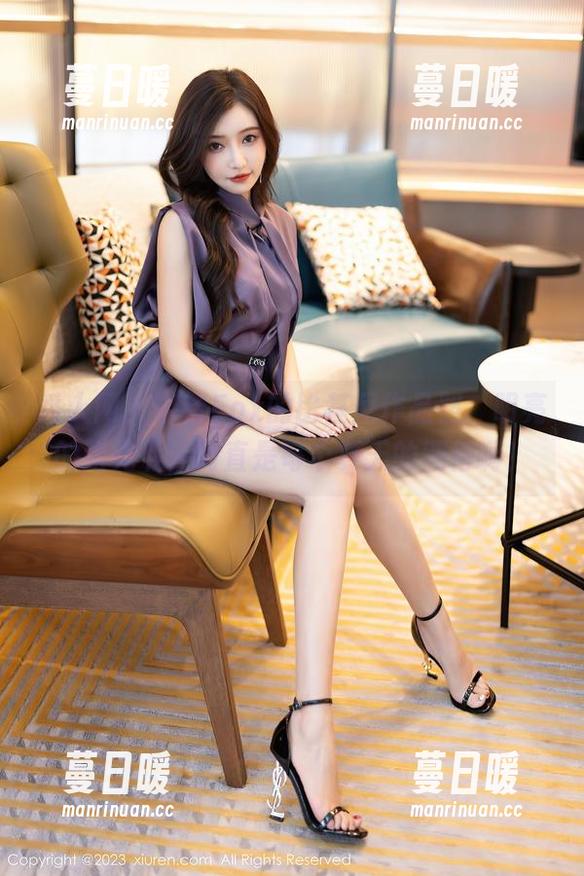 秀人网 - 奈奈Fox的比基尼作品照，明亮的阳光下，简直是每个夏天的期待啊！