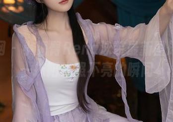 秀人网 - 小海臀Rena泳装最新图册：那一抹阳光照不亮的瞬间