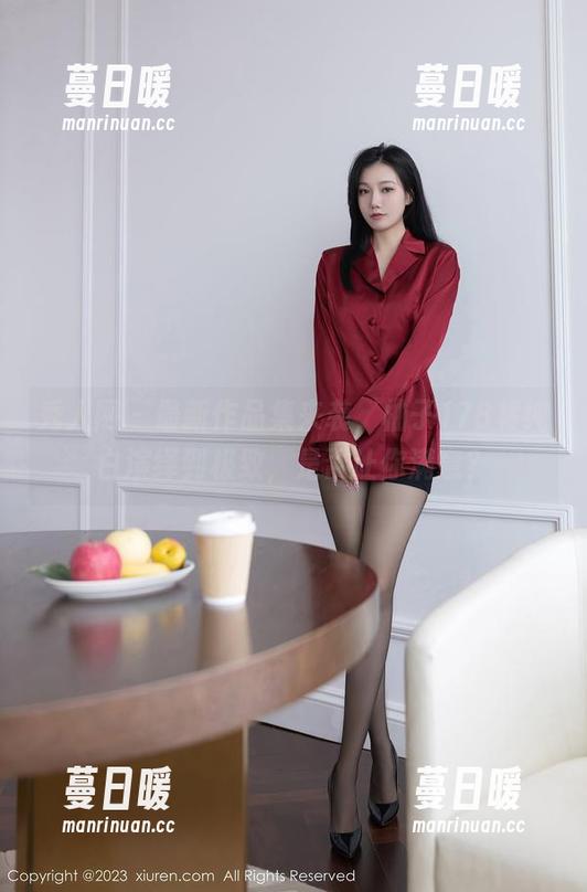 秀人网 - 最新作品集来袭，柚子178将纯白演绎到极致，是否让你满意？