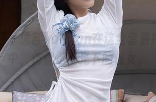 秀人网 - 沐言yanyan在这全套清纯图集中，仿佛是阳光下的仙女。