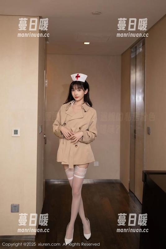 秀人网-温妮 秀人网 - 原图那点事儿:温妮的私房粉色,有种说不出的暧昧?