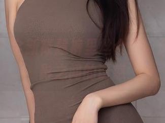 秀人网 - 全新筱慧裤里丝合集，沉浸在光影之间的诱惑