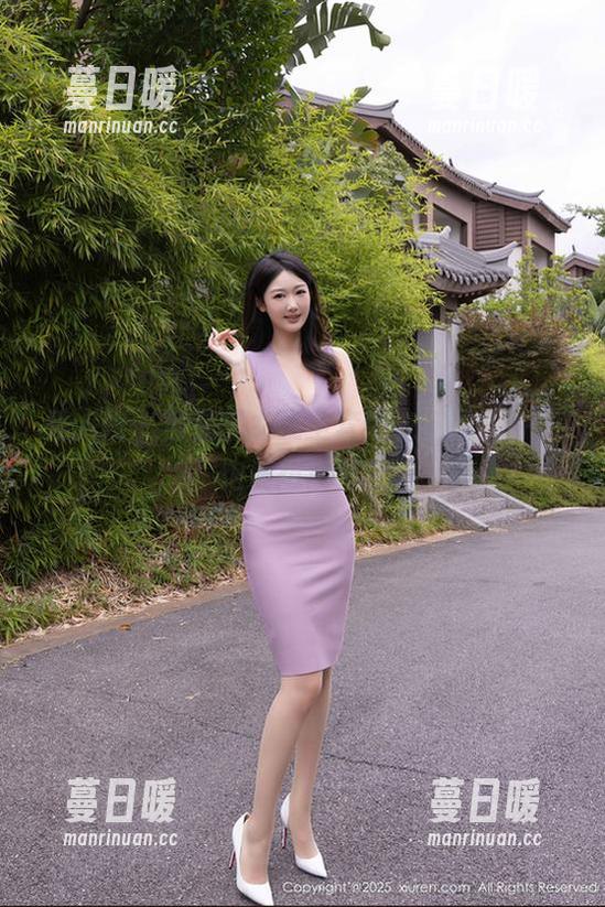 秀人网-邹晶晶女王 秀人网 - 邹晶晶女王全套内衣,原图中的饱满想象力!