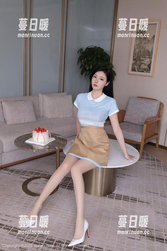 秀人网-鱼子酱Fish 秀人网 - 一言不合就高跟鞋?鱼子酱Fish最新原图,预警:绝对捷足先登!