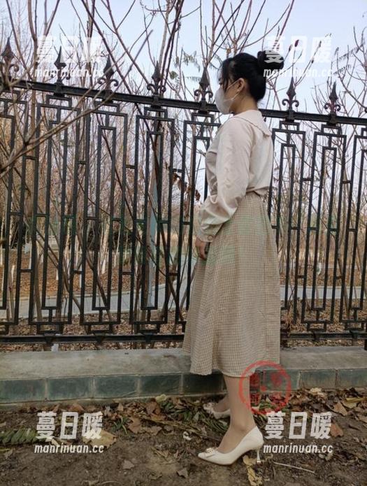 若若老师 微密圈 - 若若老师的校服全套图集,简直是青春的味道啊!