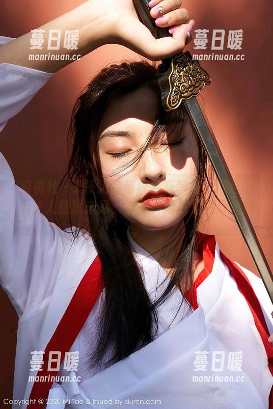 蜜桃社-E杯奶茶 蜜桃社 - E杯奶茶与白色交响曲:精选图片让人意犹未尽,快来一起欣赏这份美好。