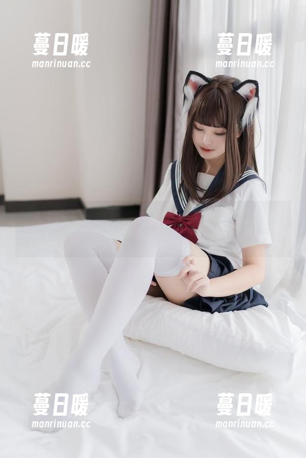 蜜汁猫裘 蜜汁猫裘的穿搭秘籍:图包教你如何轻松驾驭套装!
