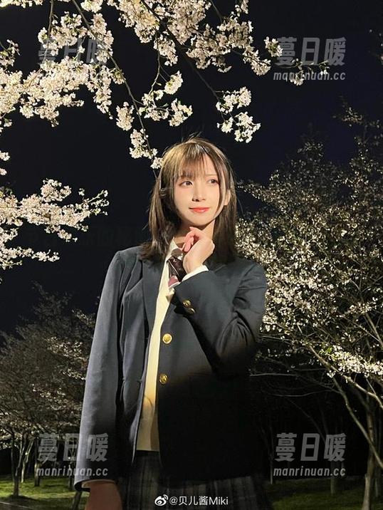 贝儿酱Miki 节日欢乐的秘密:贝儿酱Miki圣诞图包分享,画面感爆棚!