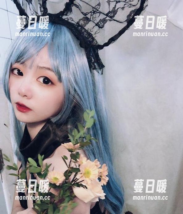 当73毛衣遇上青水百合子，图库资源开启了温情幽默之旅！