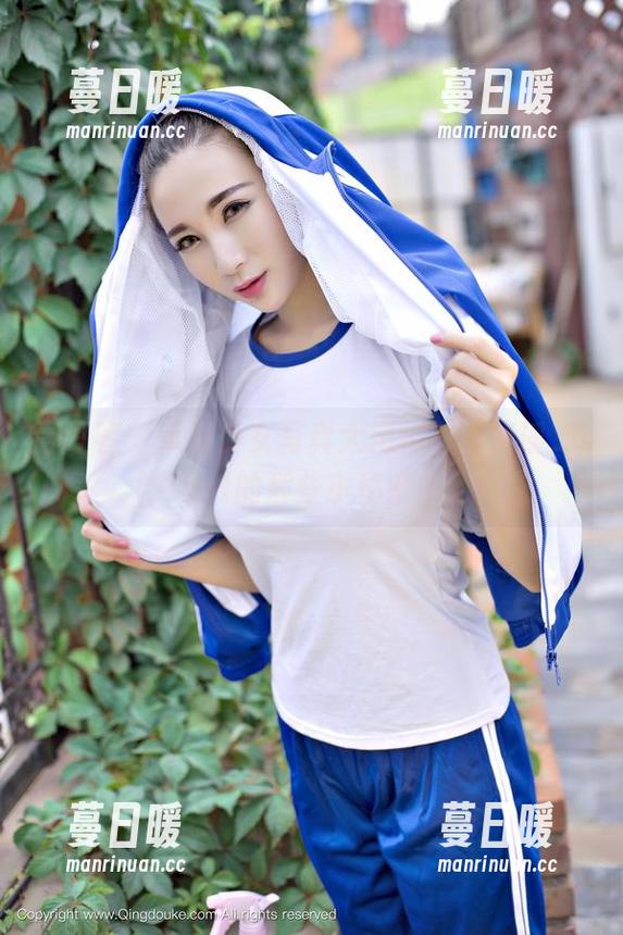 青豆客-沈梦瑶_Gcat 青豆客 - 草莓少女写真大揭秘,沈梦瑶_Gcat的那些小秘密!