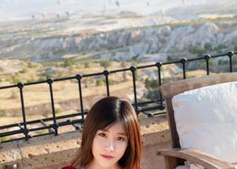 魅妍社 - 海边流浪：陈嘉嘉Tiffany的原图写真，沙子也想自拍！